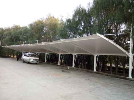 熱烈祝賀浙江徳清石料廠多處膜結(jié)構(gòu)車棚竣工使用，成為山里最美的風(fēng)景之一